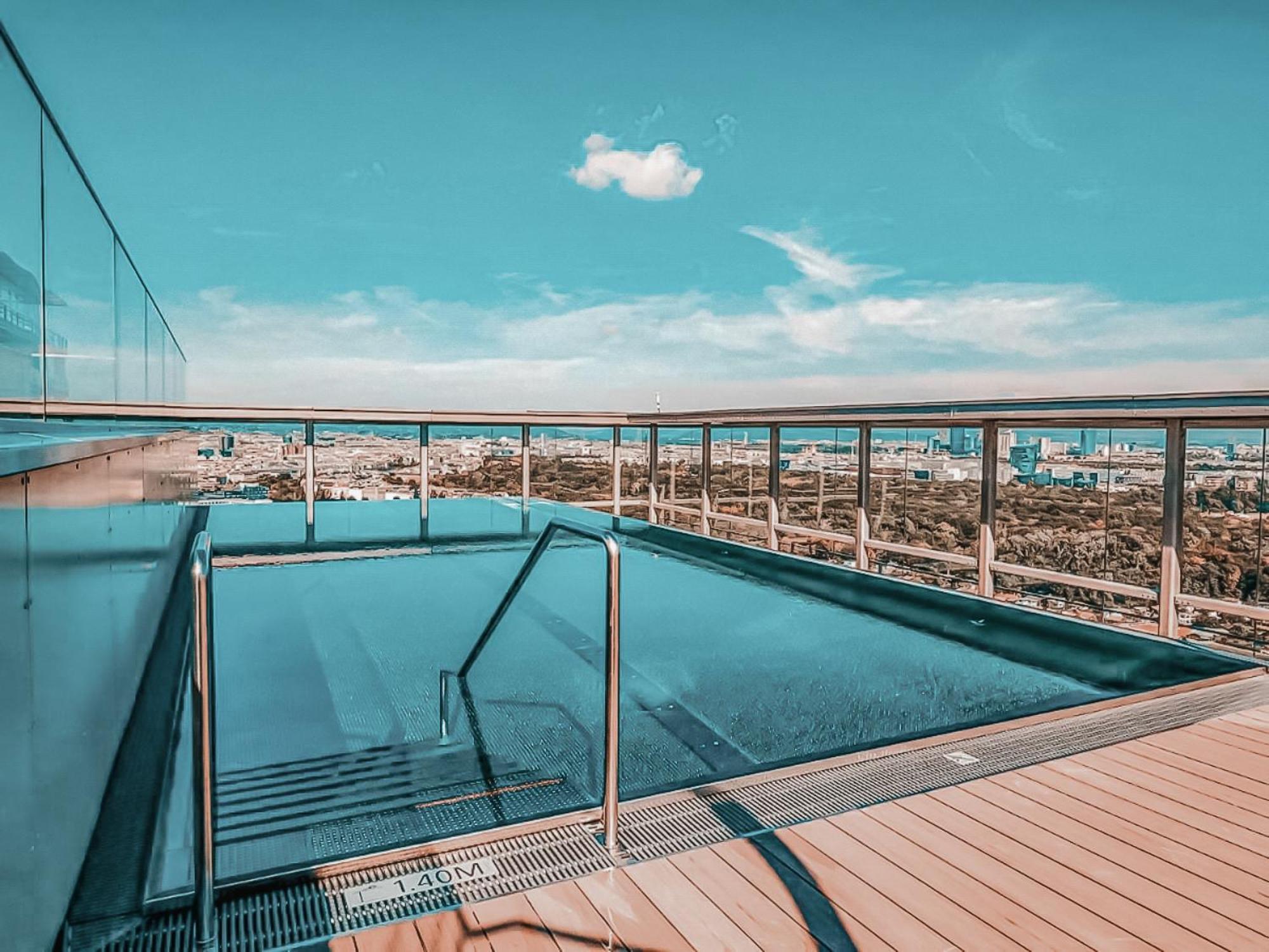 Kaiser Lodge - Rooftop Pool & Underground Car Park By Alpenluxus Appartements فيينا المظهر الخارجي الصورة