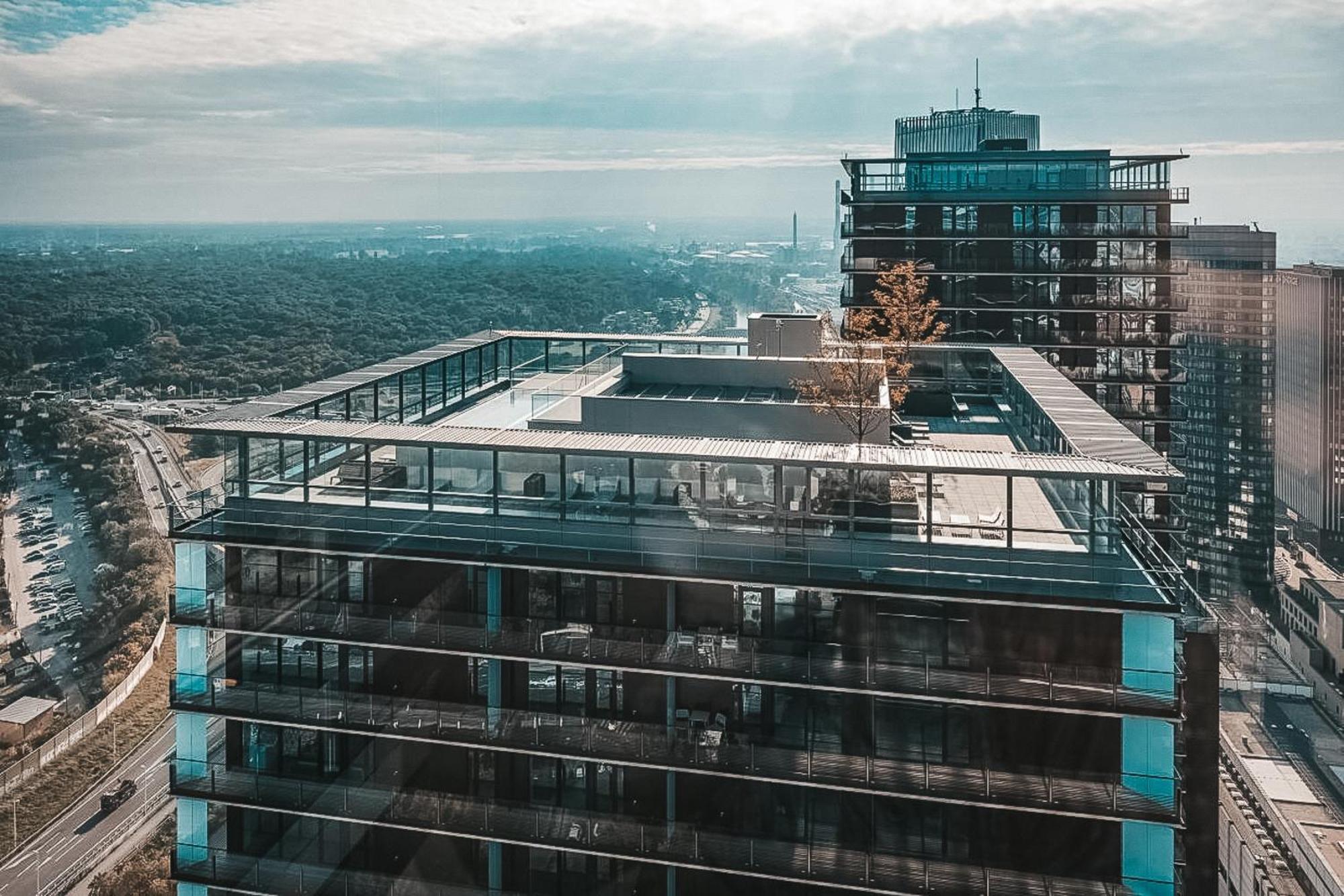 Kaiser Lodge - Rooftop Pool & Underground Car Park By Alpenluxus Appartements فيينا المظهر الخارجي الصورة