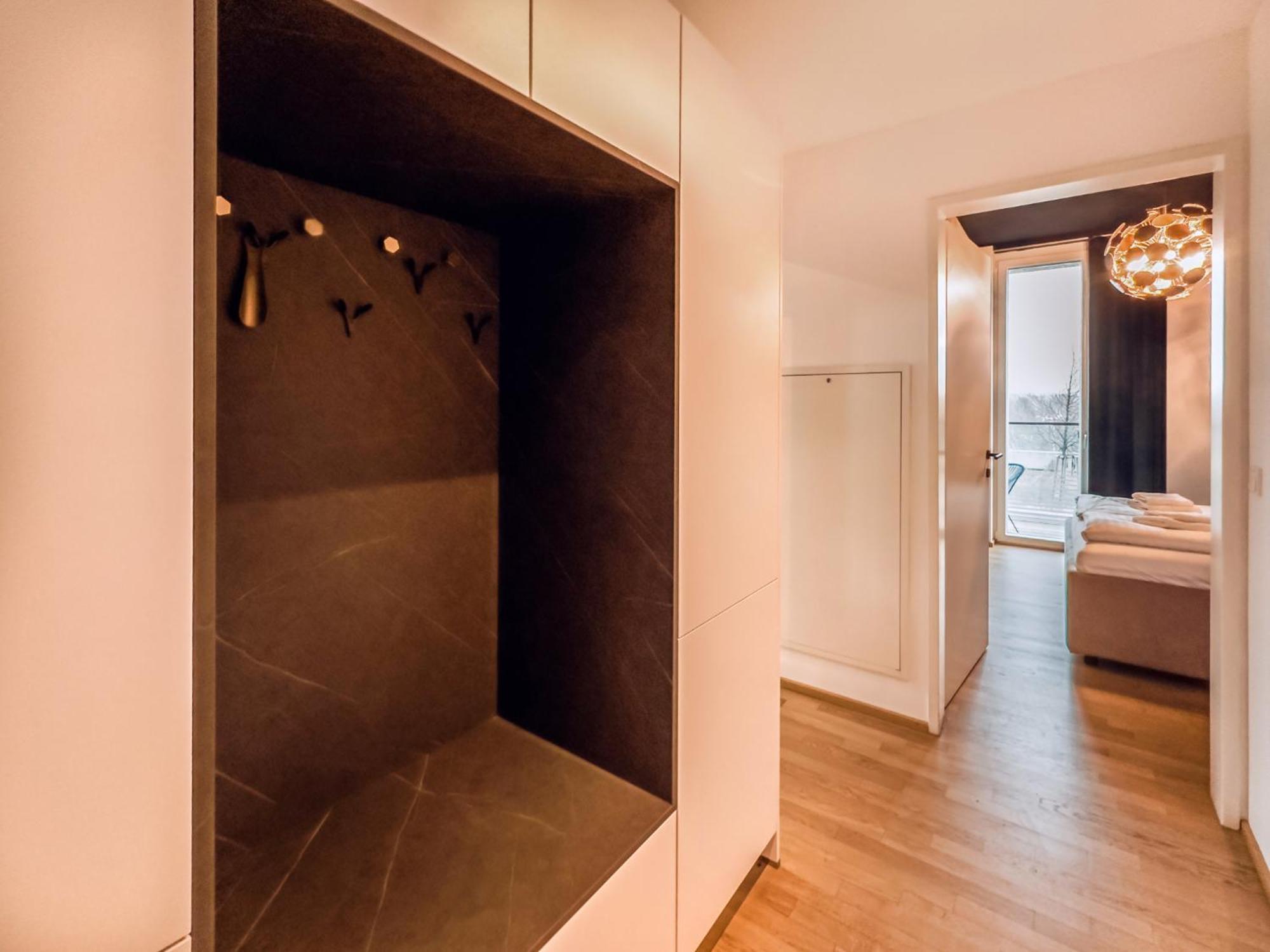 Kaiser Lodge - Rooftop Pool & Underground Car Park By Alpenluxus Appartements فيينا المظهر الخارجي الصورة